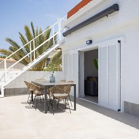 Urbania Atico Deluxe By Sunkeyrents فيلة