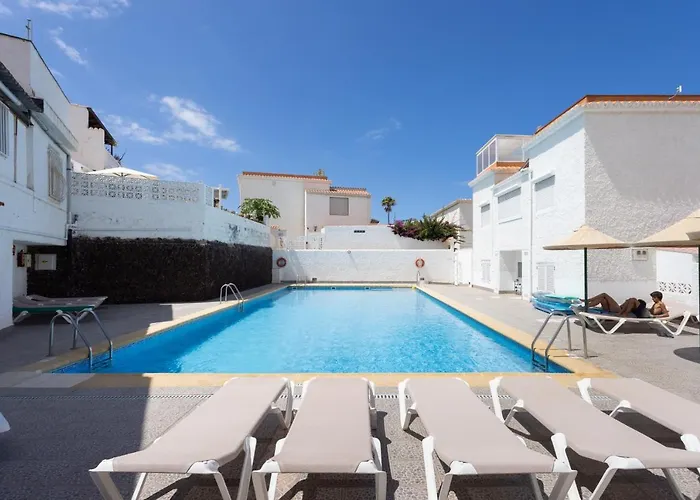 Vila Urbania Atico Deluxe By Sunkeyrents