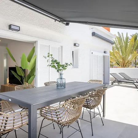 Villa Urbania Atico Deluxe By Sunkeyrents